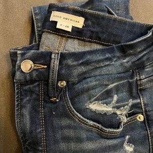 GOOD AMERICAN GOOD LEGS Crop